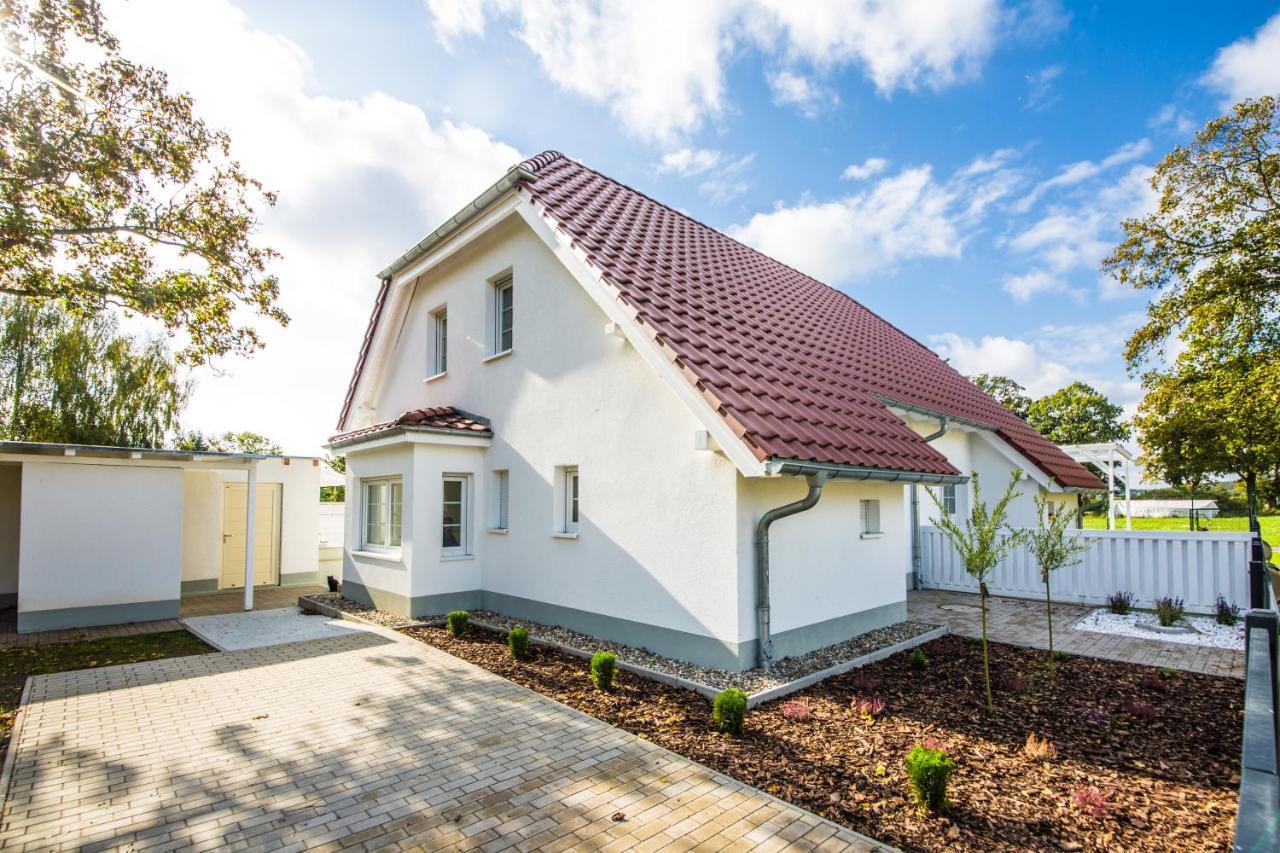 1 Achterwasser-findling Usedom Holiday home